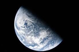 Earth photographed from NASA’s Artemis II Orion spacecraft en route to the Moon